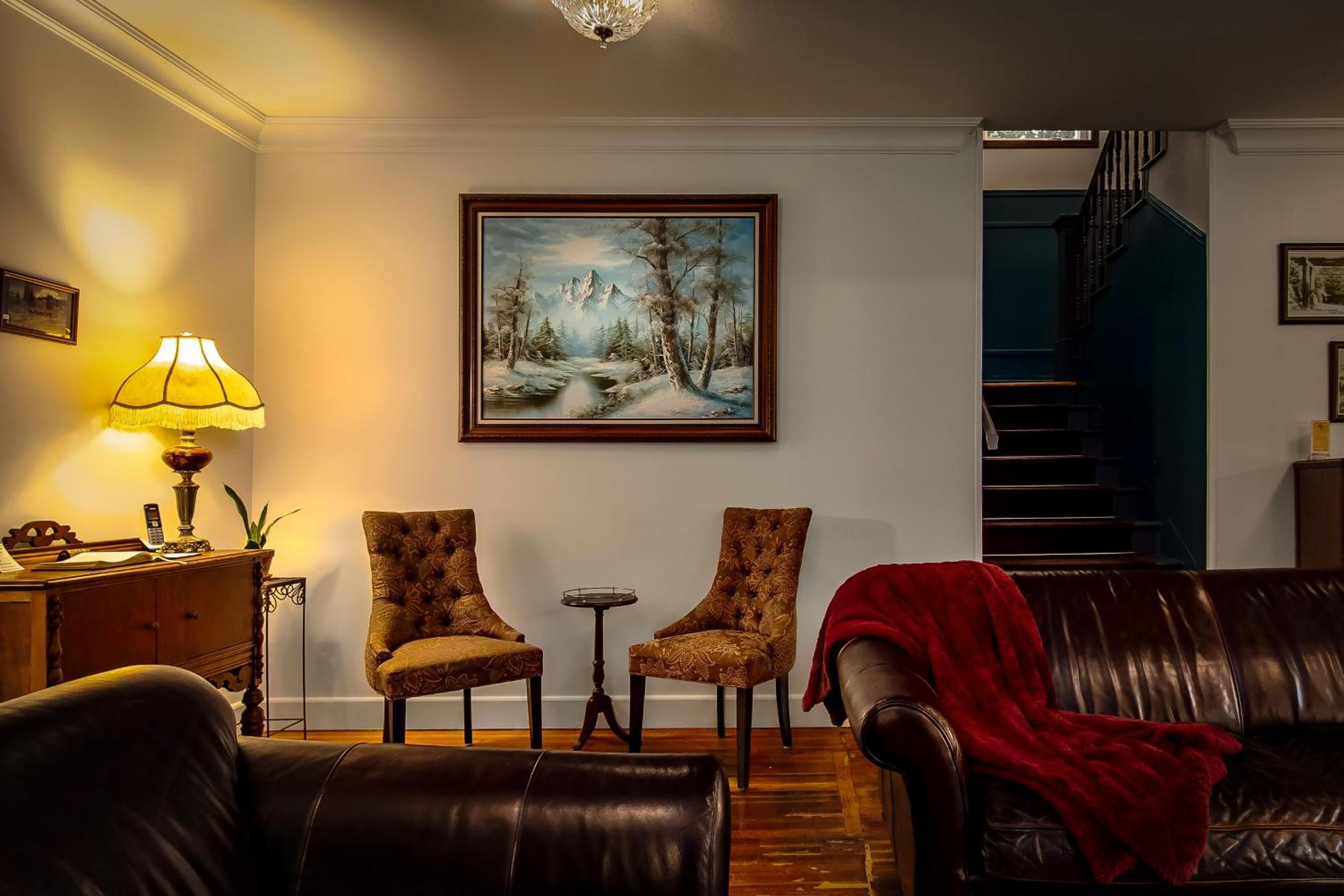 Historic Hotel פקווד מראה חיצוני תמונה