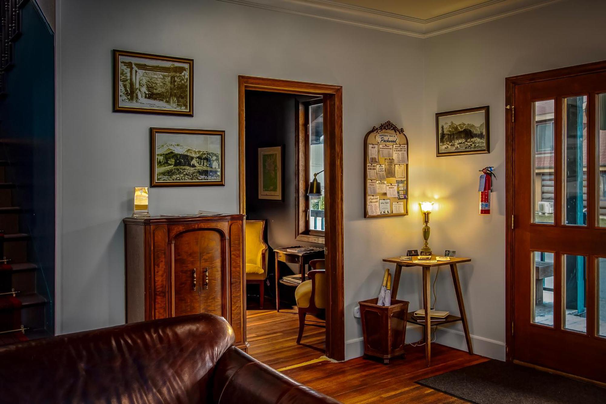 Historic Hotel פקווד מראה חיצוני תמונה