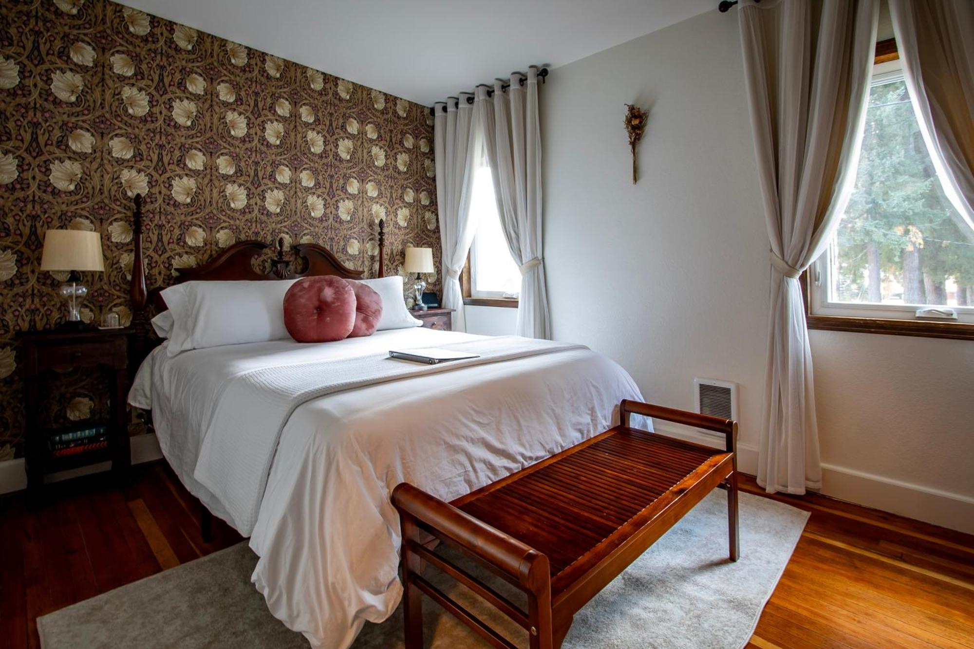 Historic Hotel פקווד מראה חיצוני תמונה